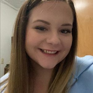 Meet your Posher, Briana